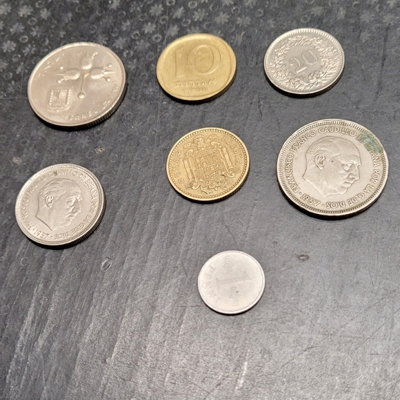 Set of six collectable coins - Picture 4 of 6